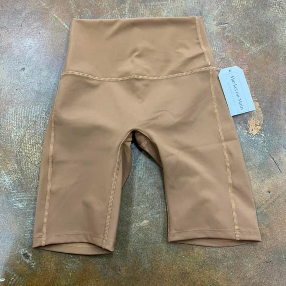 Never Worn the tag is still on